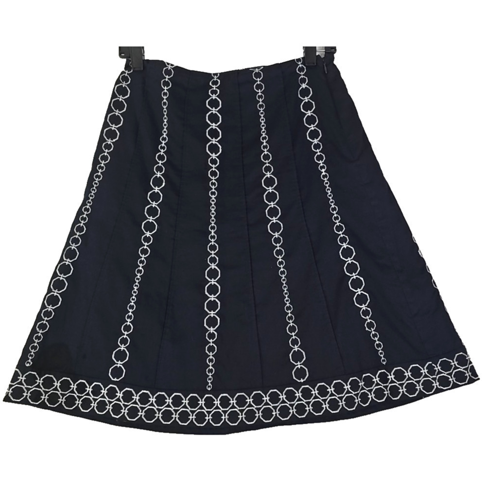 Ann Taylor~Woman Skirt 0~Black/Silver Embroidered Flare Cotton Skirt Fully Lined